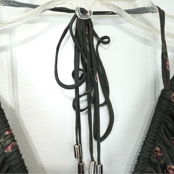 White House Black Market Olive Green Floral Off Shoulder Bell Sleeve Top - Picture 10 of 11